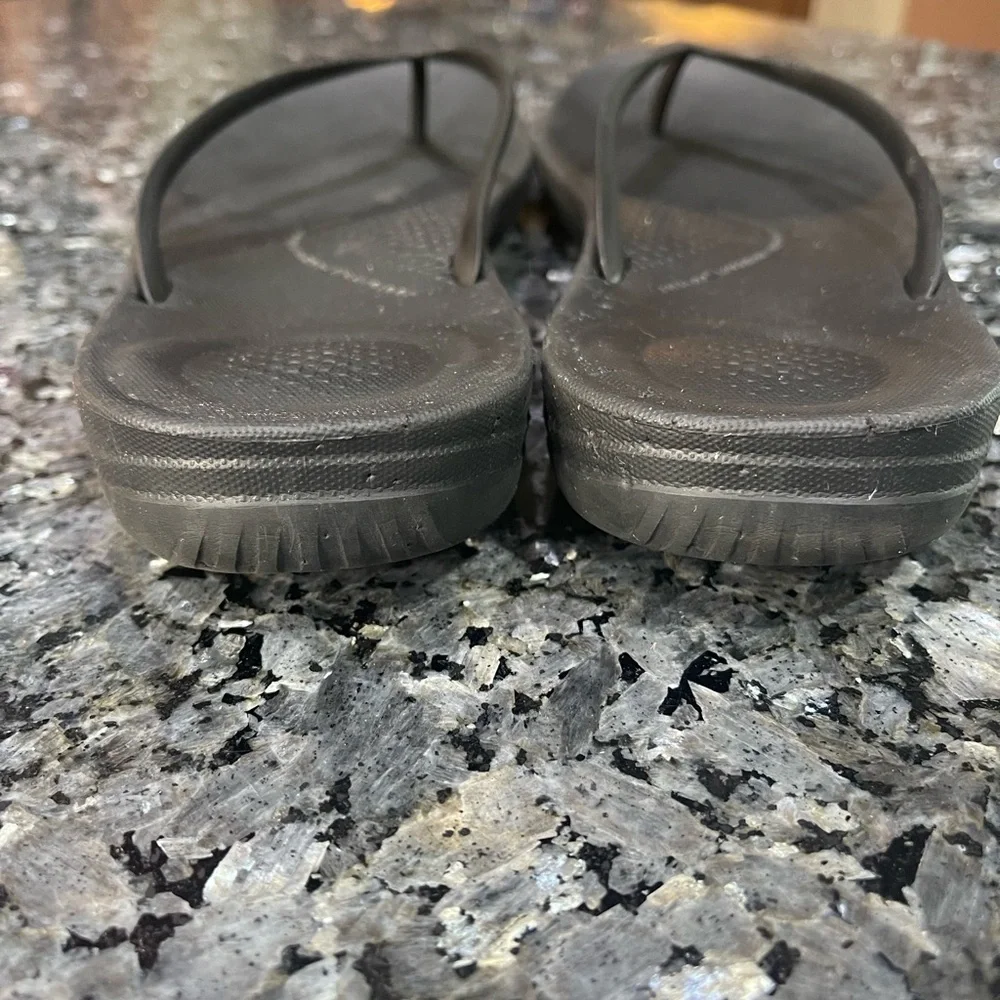 Fitflop Black Flip-Flops Cushion Comfort Technology Men’s Size 10